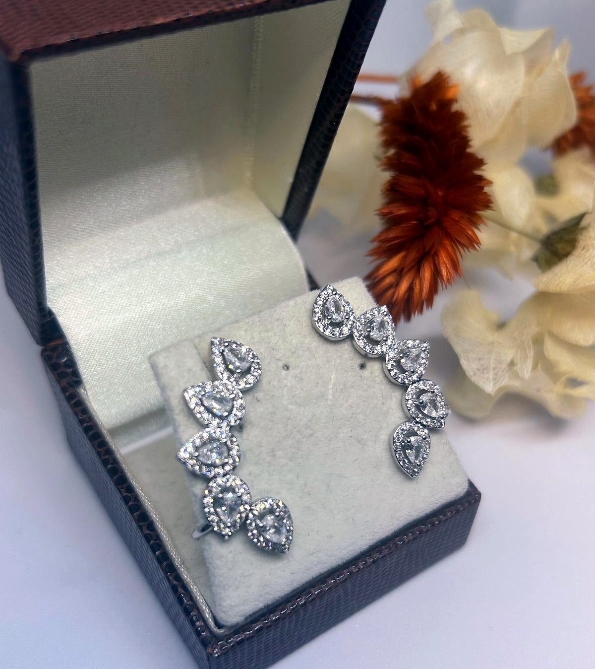 Brinco Ear Cuff de Noiva Monique Bride Boutique