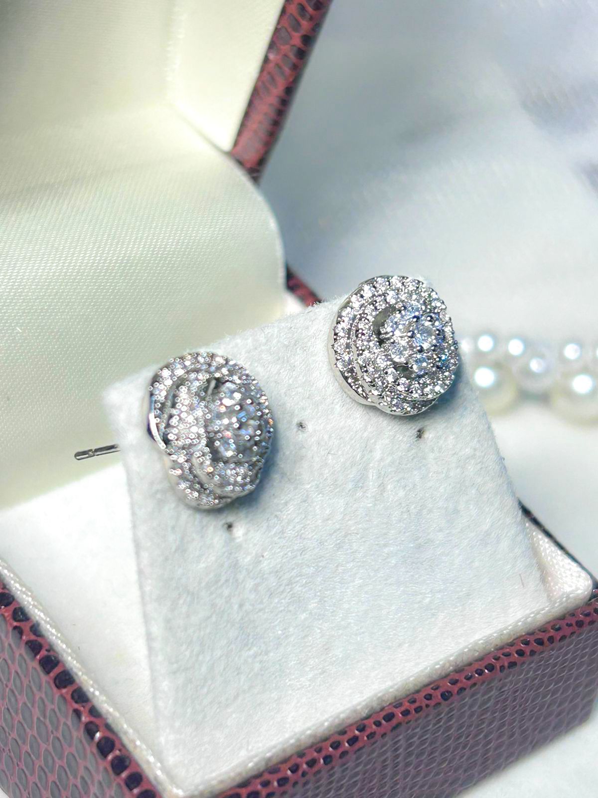 Brinco de Noiva flor de Zircônia Ravena Bride Boutique