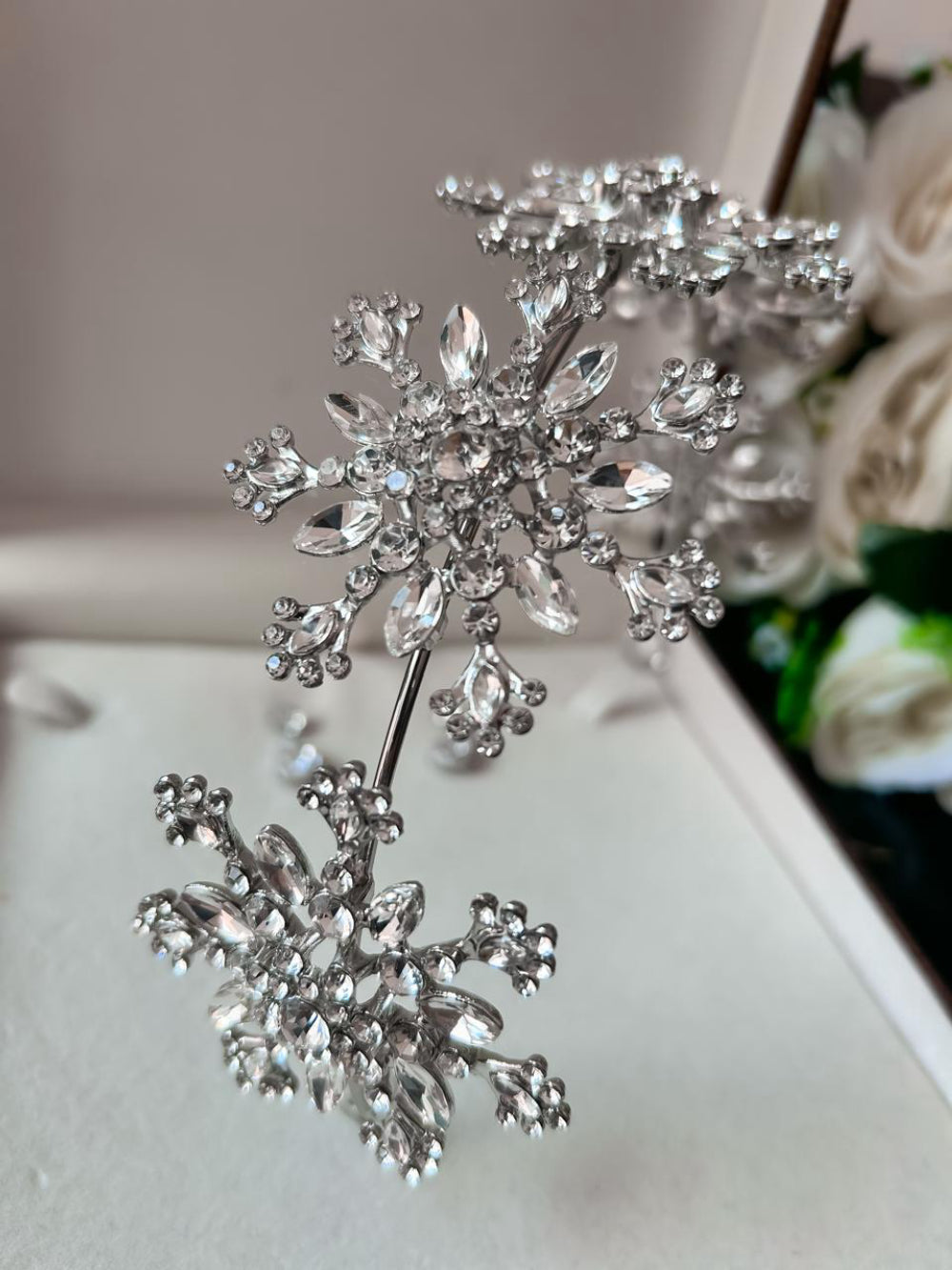 Tiara de Noiva Floral Camélia Bride Boutique