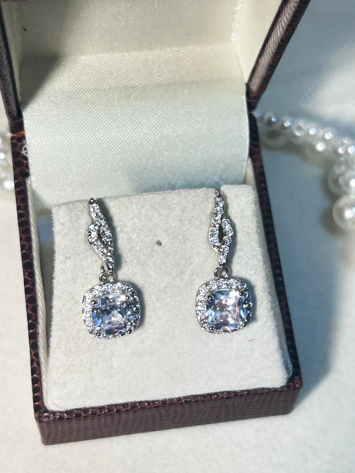 Brinco de Noiva London Bride Boutique