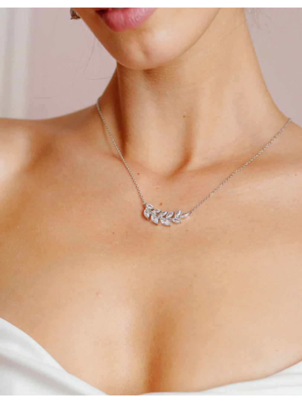Choker Flor de Zircônia Bride Boutique