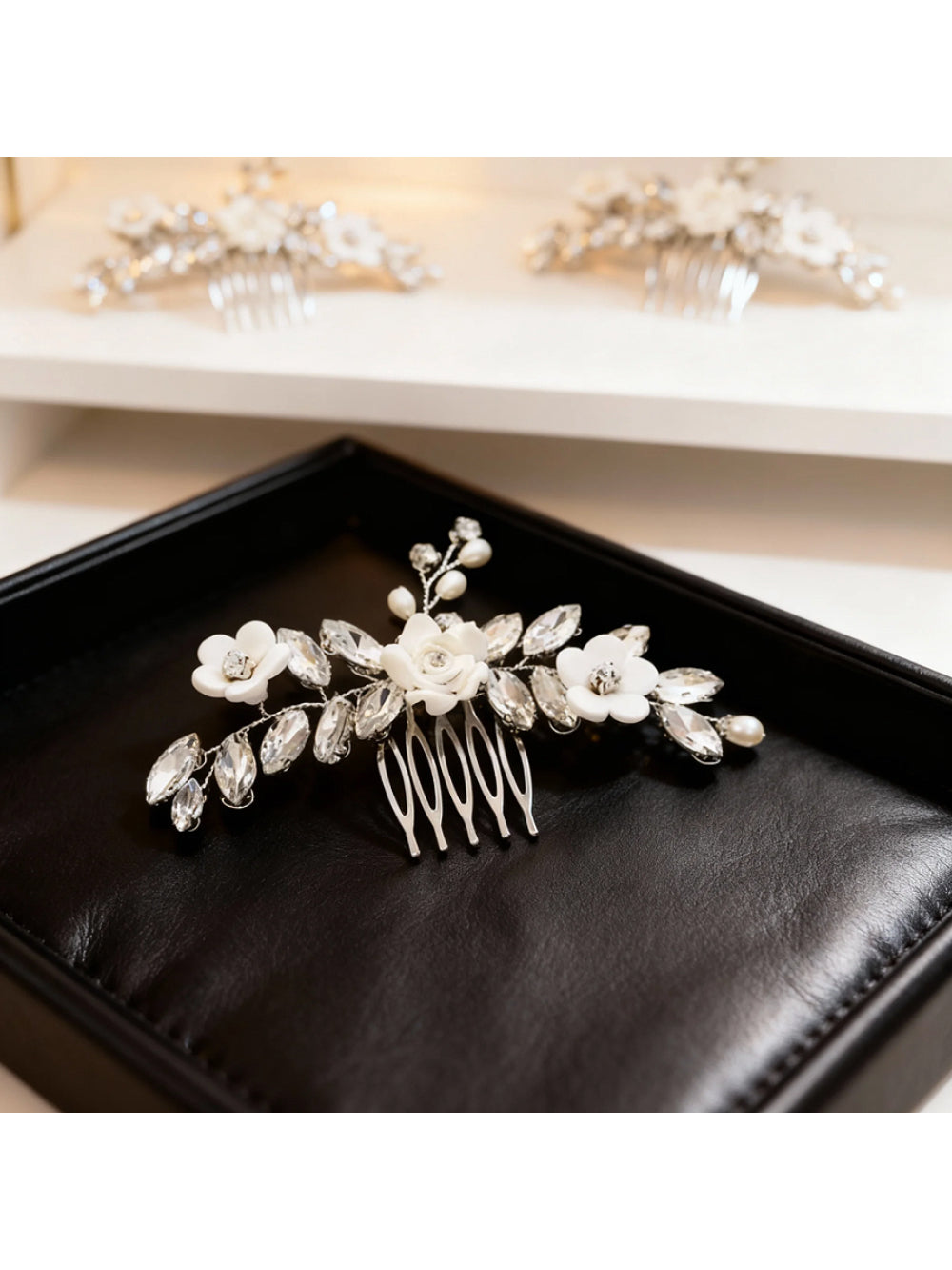 Pente de Noiva Flor de Porcelana Bride Boutique