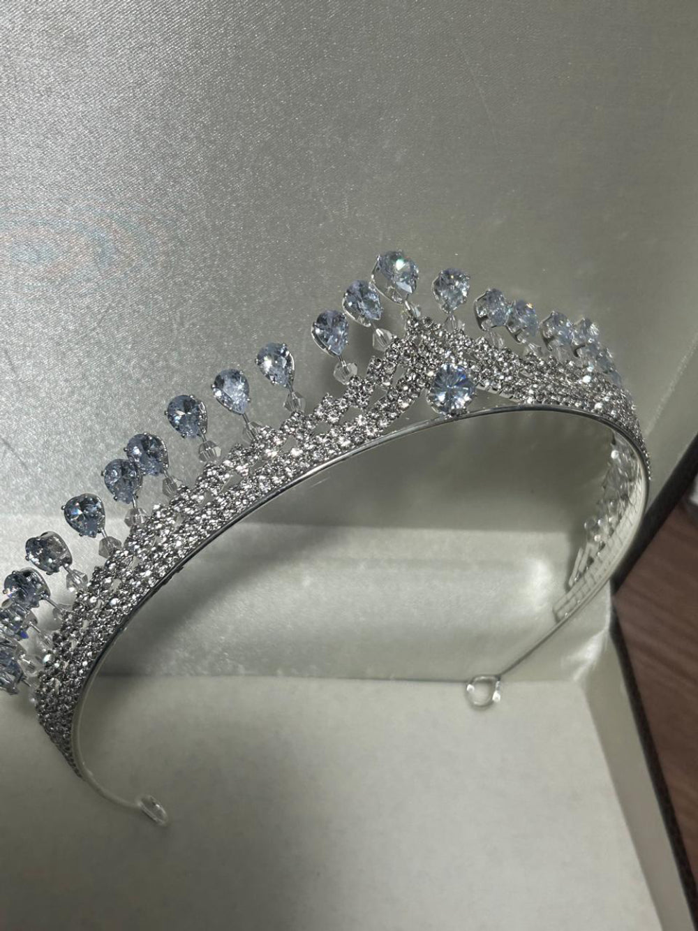 Tiara de noiva Coroa Isadora Bride Boutique