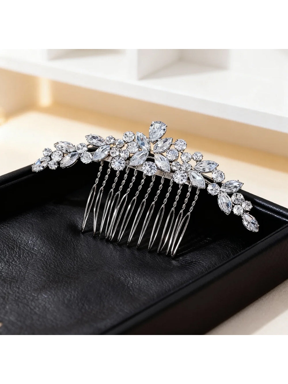 Pente de Noiva Evangeline Bride Boutique