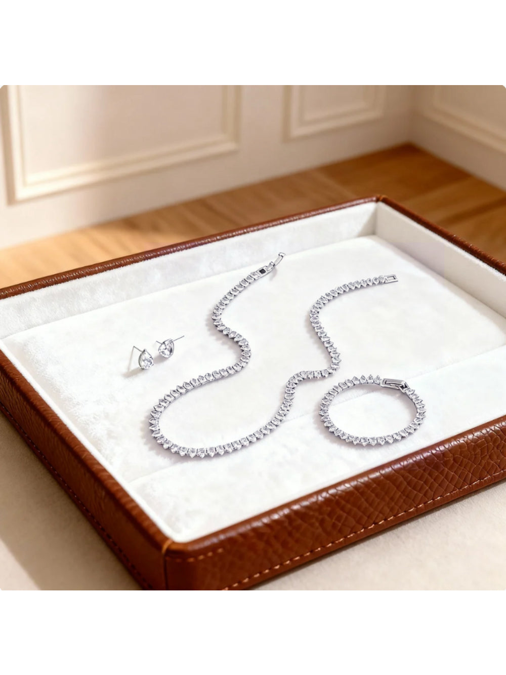 Conjunto de Joias Riviera Colar, Brincos e Pulseira Livia Bride Boutique