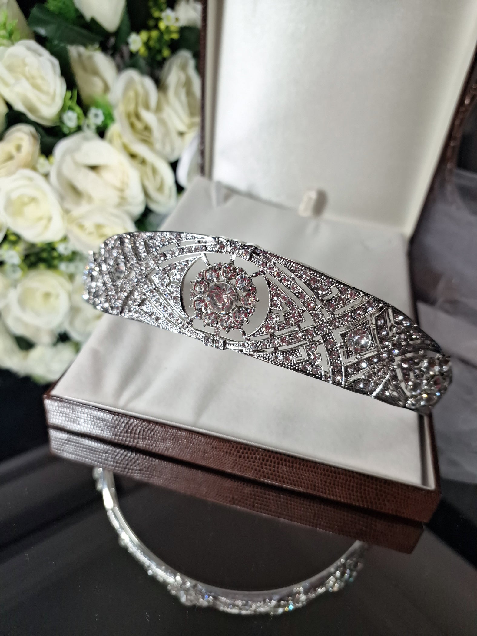 Coroa de Noiva Meghan Bride Boutique