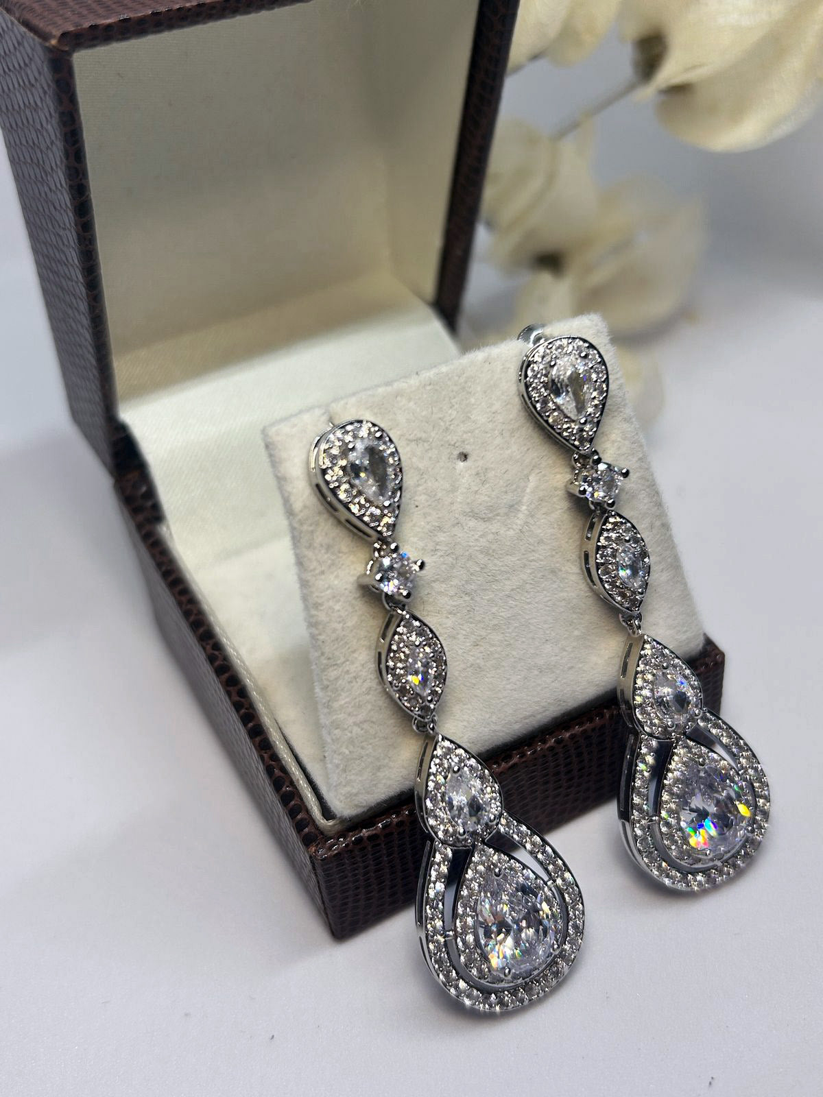 Brinco de Noiva e Festa Gotas de Zircônia Longo Bride Boutique
