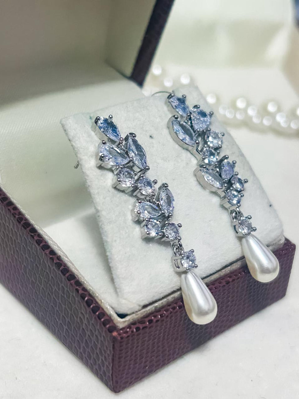 Brinco de Noiva Longo Zircônia e Perola Bride Boutique