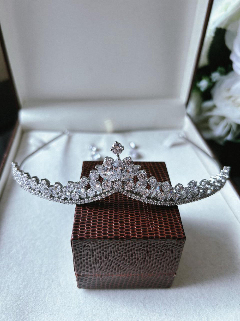 Tiara de Noiva Zircônia Charlotte Bride Boutique