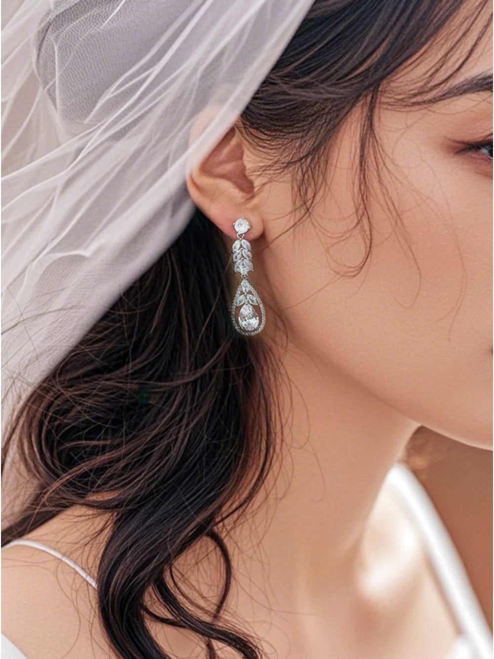 Brinco de Noiva e Festa Navete Gota de Zircônia Bride Boutique