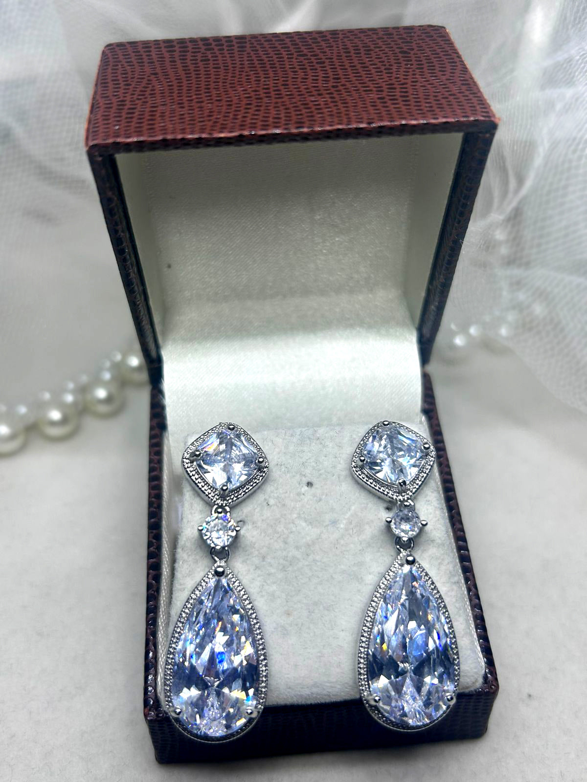 Brinco de Noiva e Festa Luxo Bride Boutique