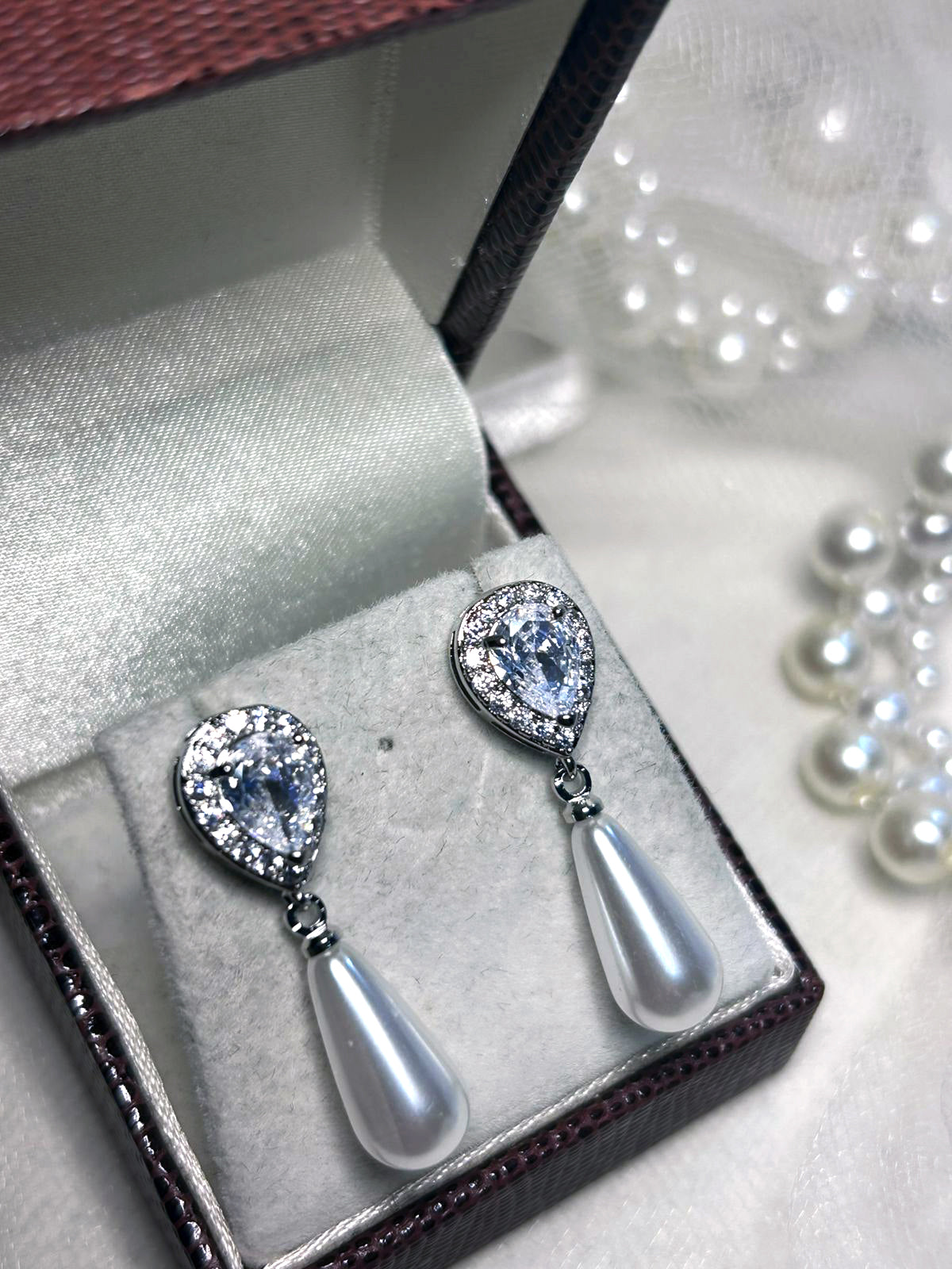 Brinco de Noiva e Festa Gota de Perola Bride Boutique