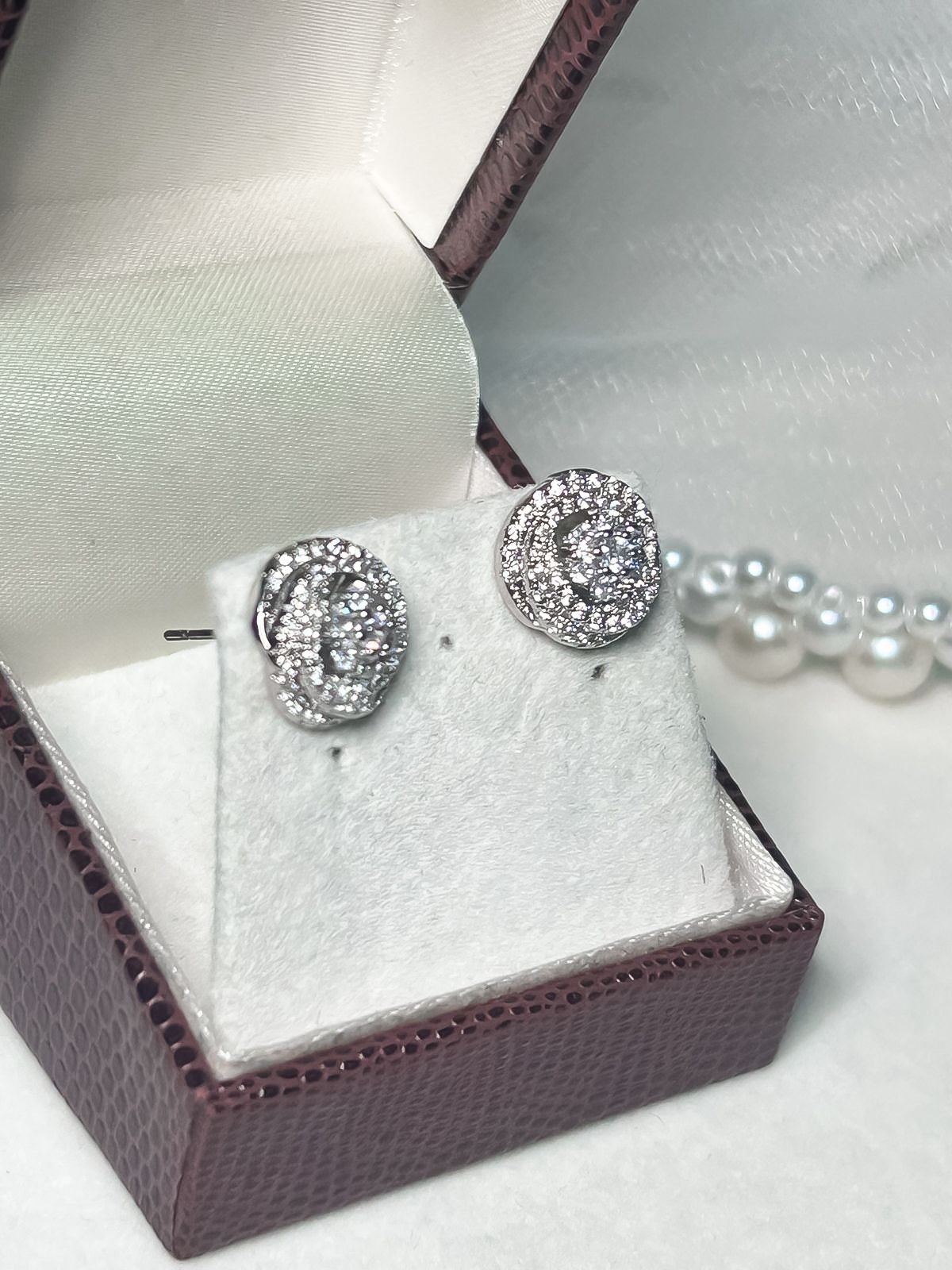 Brinco de Noiva flor de Zircônia Ravena Bride Boutique
