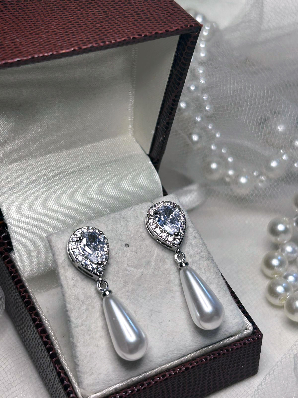 Brinco de Noiva e Festa Gota de Perola Bride Boutique