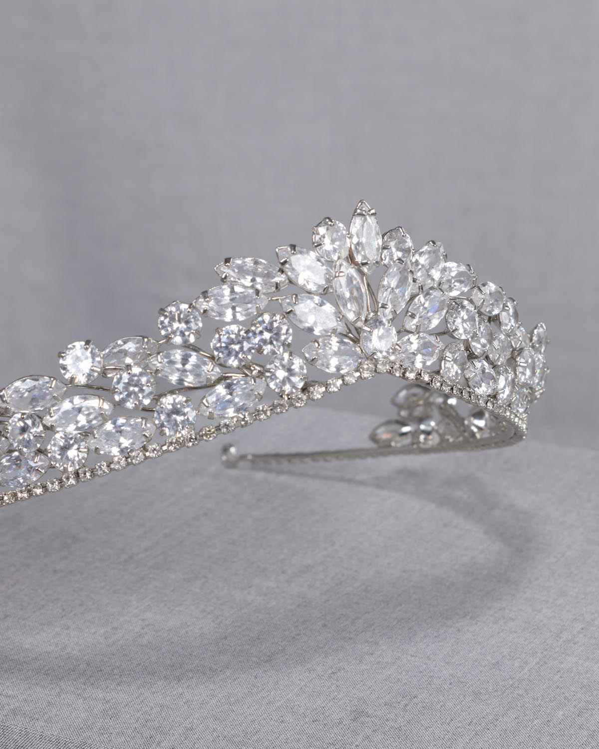 Coroa Noiva Folhas Zircônias Nubia Esposar