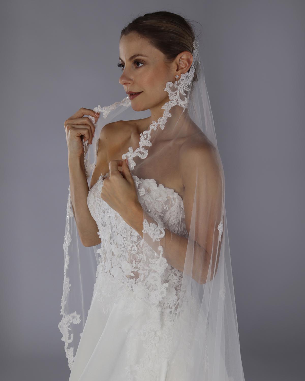 Mantilha Noiva Longa Tule Renda Flores Brigitte Esposar