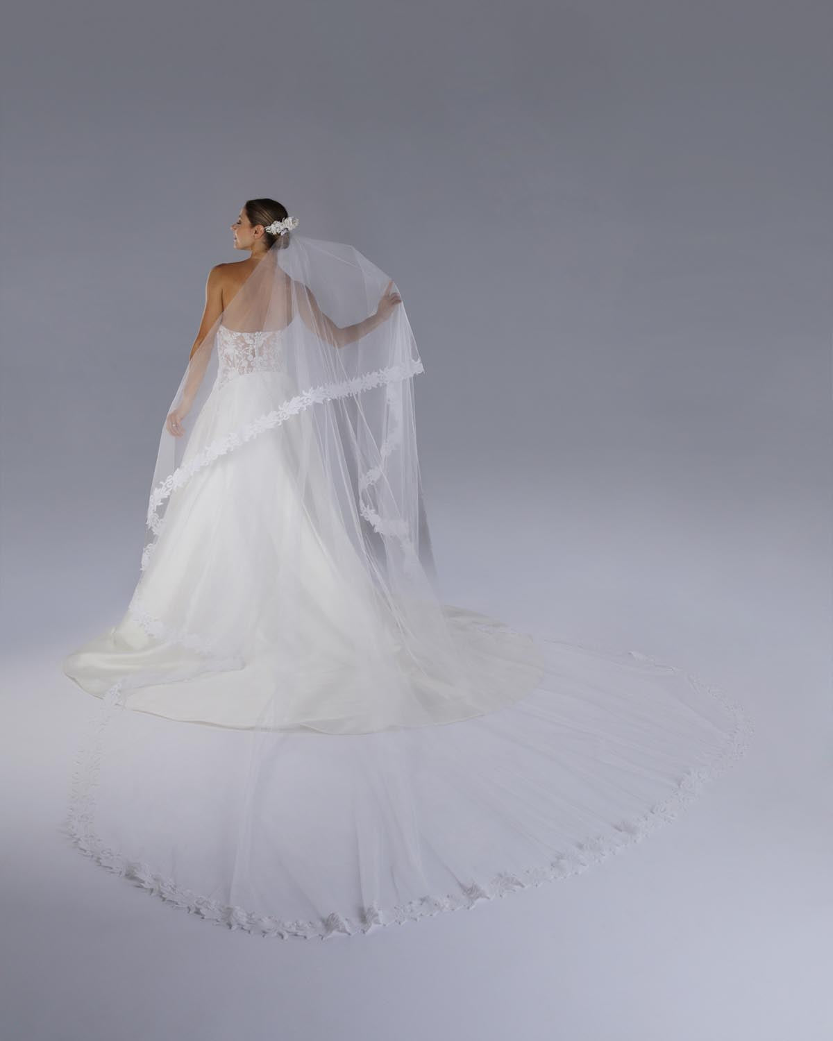 Mantilha Noiva Longa Tule Seda Arabesco Monica Esposar