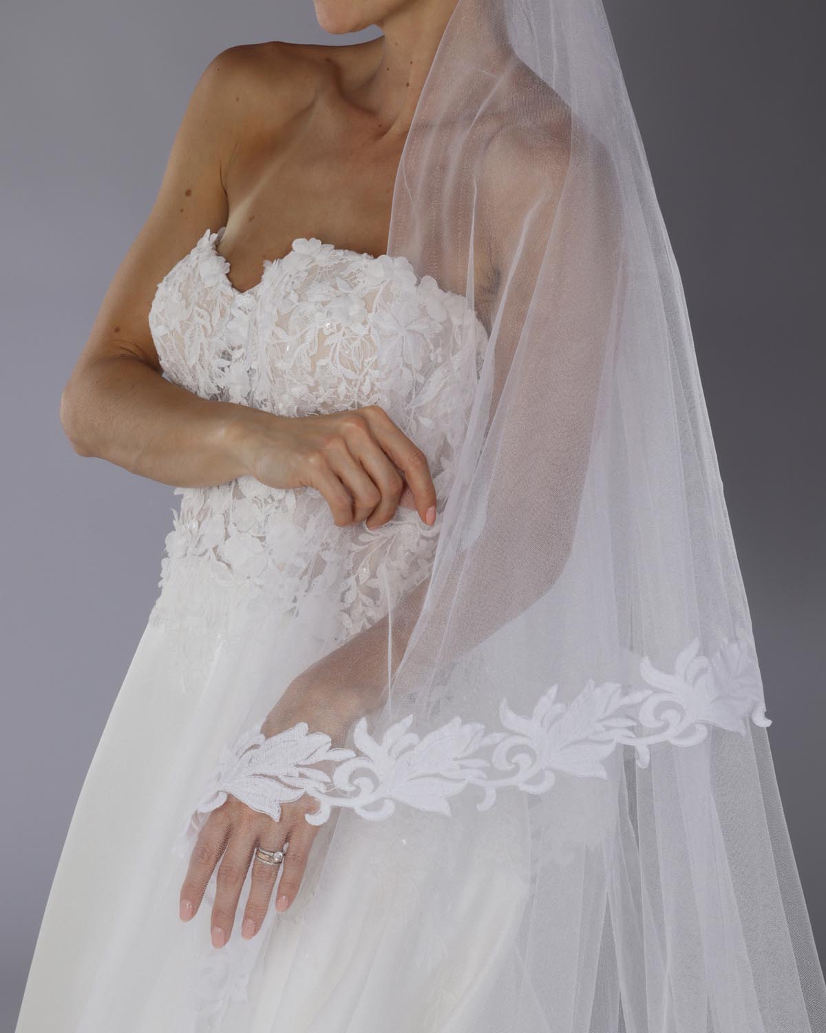 Mantilha Noiva Longa Tule Seda Arabesco Monica Esposar