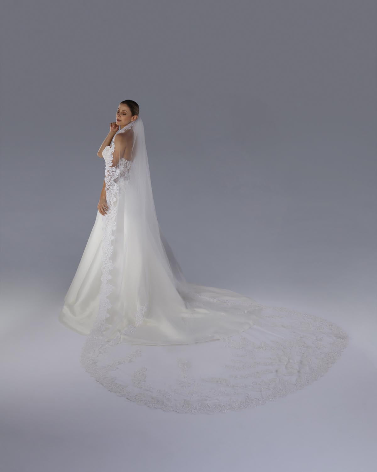Mantilha Noiva Longa Renda Seda Arabesco Sonique Esposar