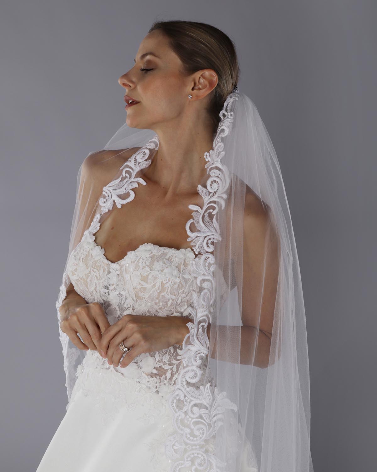 Mantilha Noiva Longa Renda Seda Arabesco Sonique Esposar