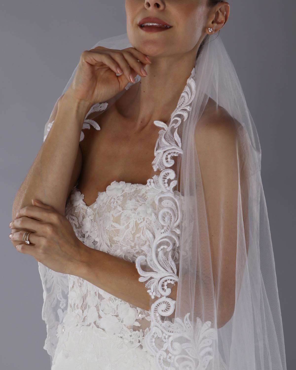 Mantilha Noiva Longa Renda Seda Arabesco Sonique Esposar