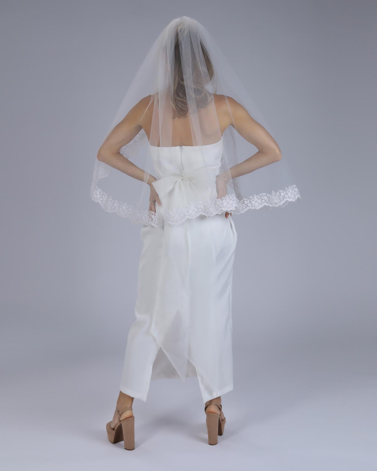 Mantilha Noiva Média Tule Renda Bordada Sulivam Esposar