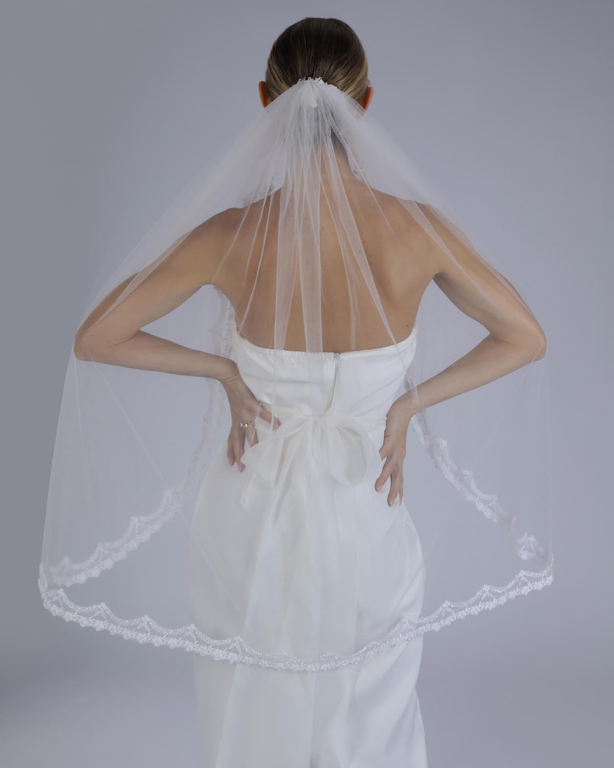 Mantilha Noiva Curta Tule Bordado Jade Esposar