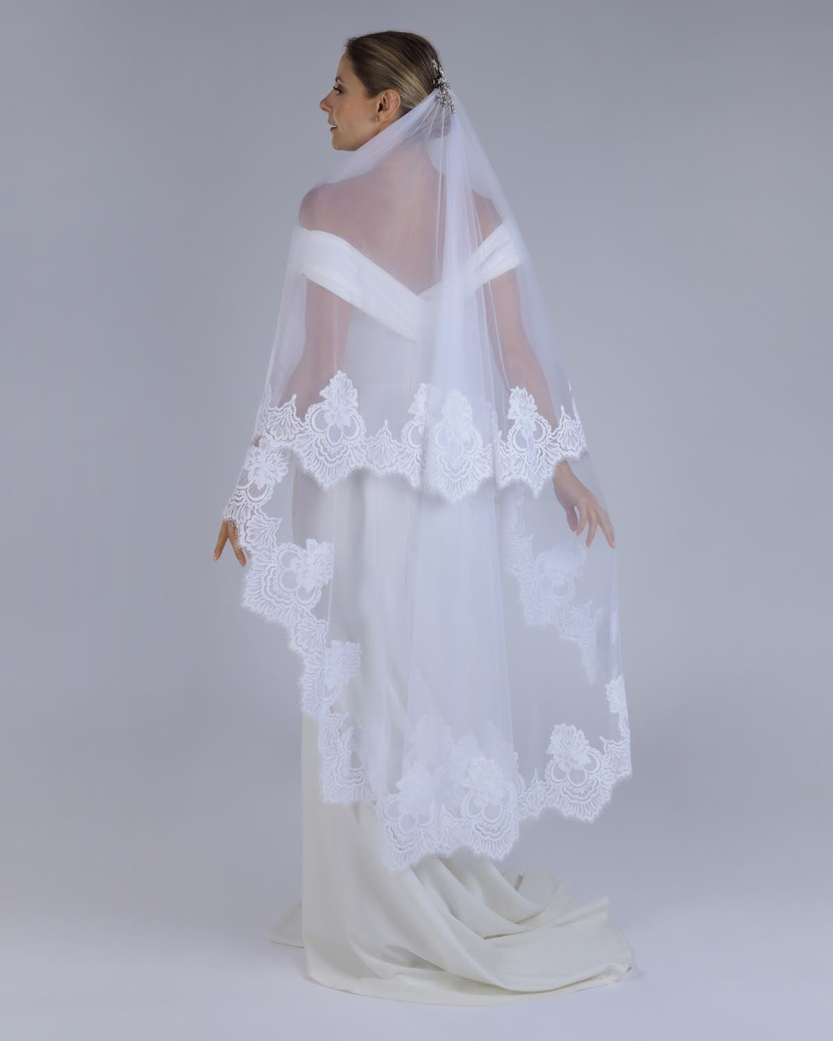 Mantilha Noiva Média Tule Renda Chantilly Toscana Esposar
