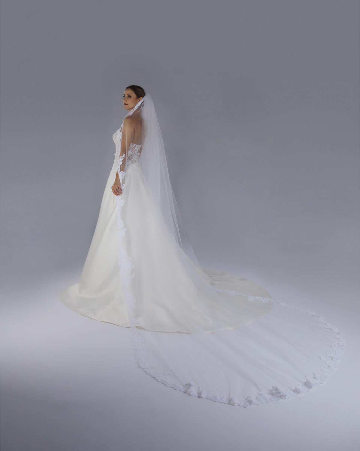 Mantilha Noiva Longa Tule Renda Chantilly Cristy Esposar