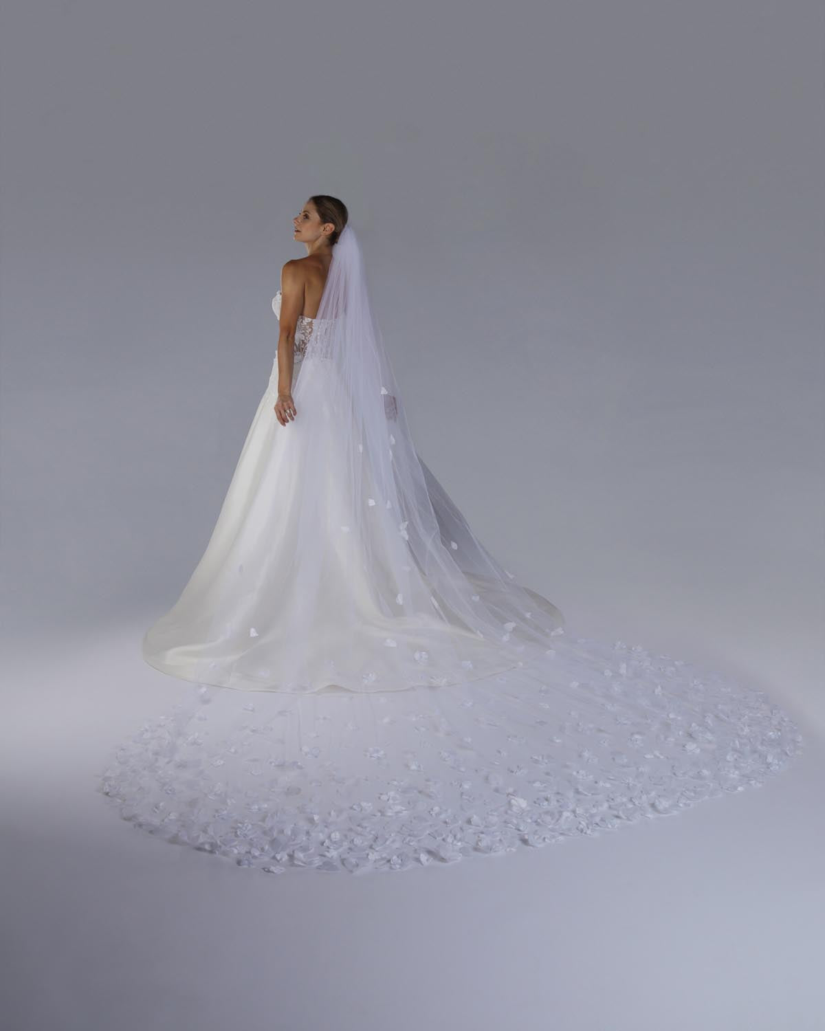 Mantilha Noiva Longa Tule Flores 3D Roseny Esposar