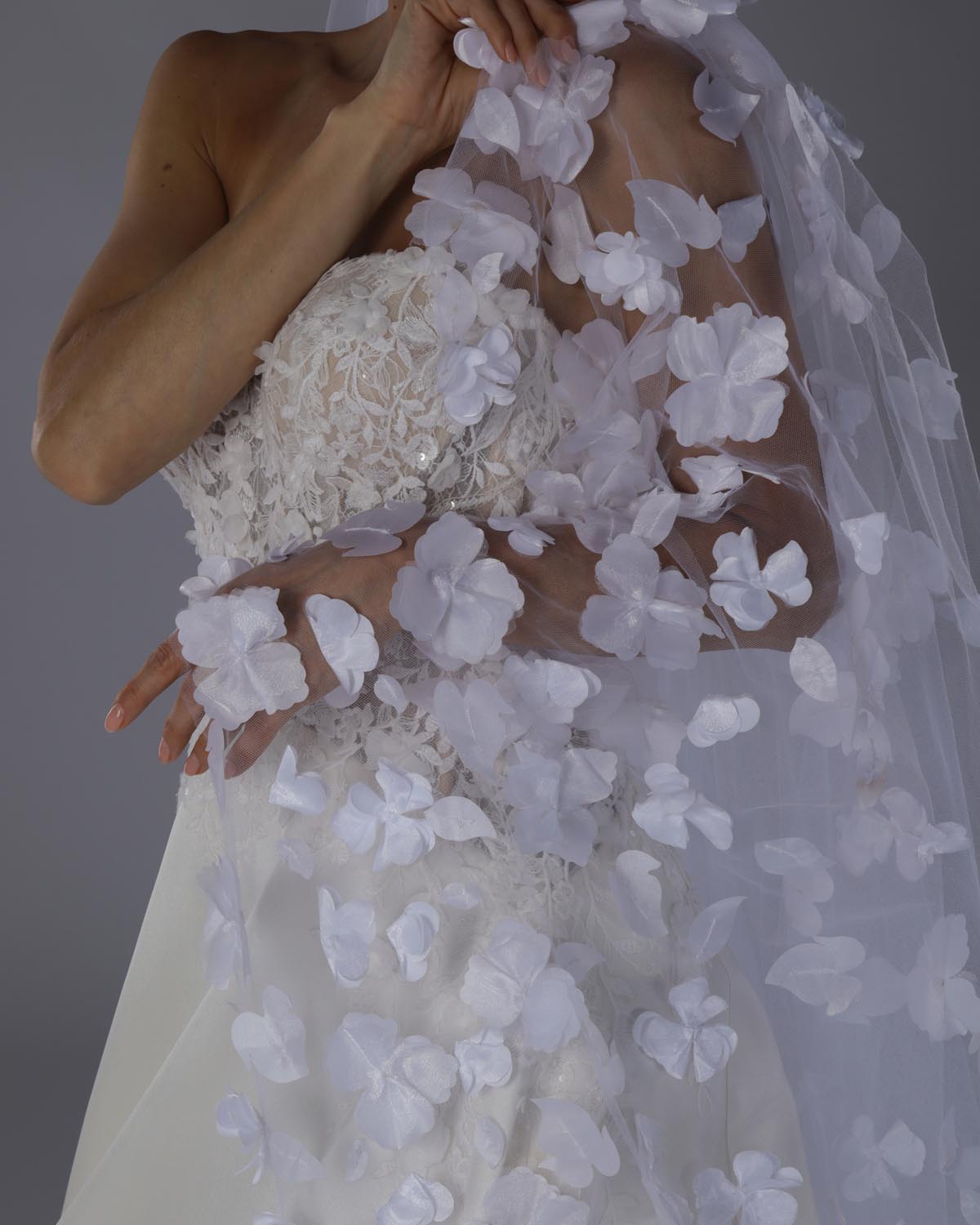 Mantilha Noiva Longa Tule Flores 3D Roseny Esposar