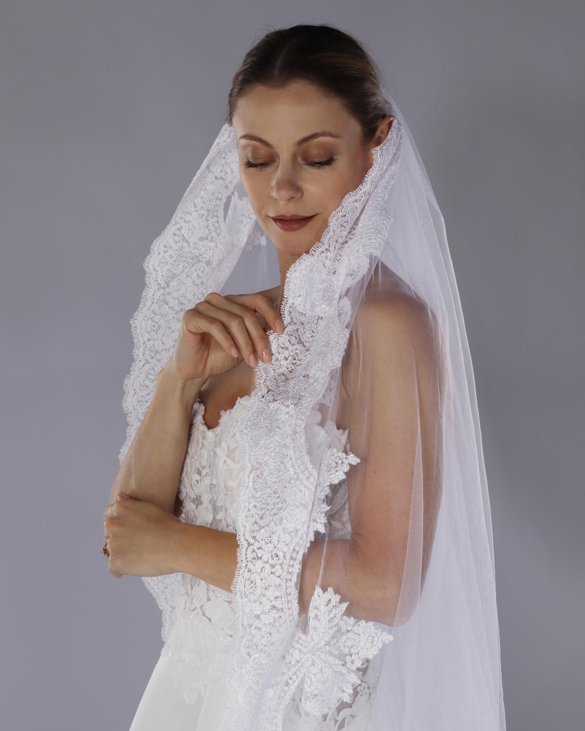 Mantilha Noiva Longa Renda Arabesco Seda Mesopotamia Esposar