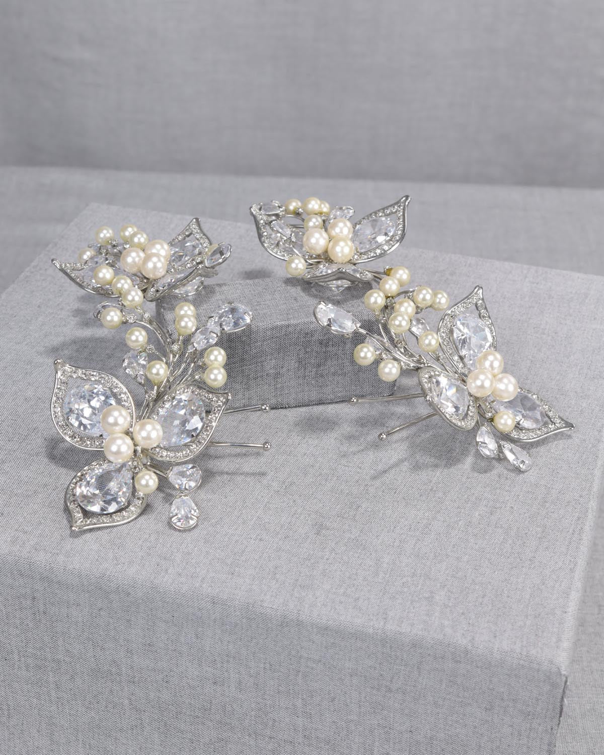 Pente Noiva Zircônias Pérolas Pedras Lionella Esposar