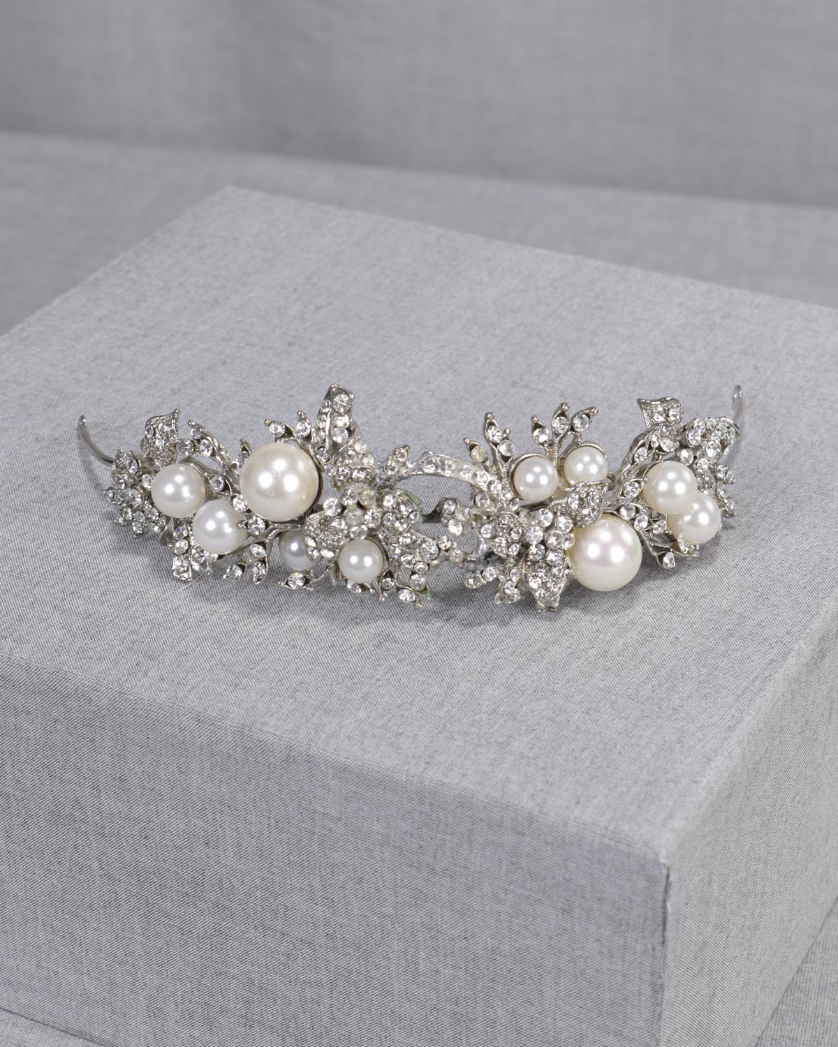 Pente Noiva Meia Lua Pérolas Pedras Sonya Esposar