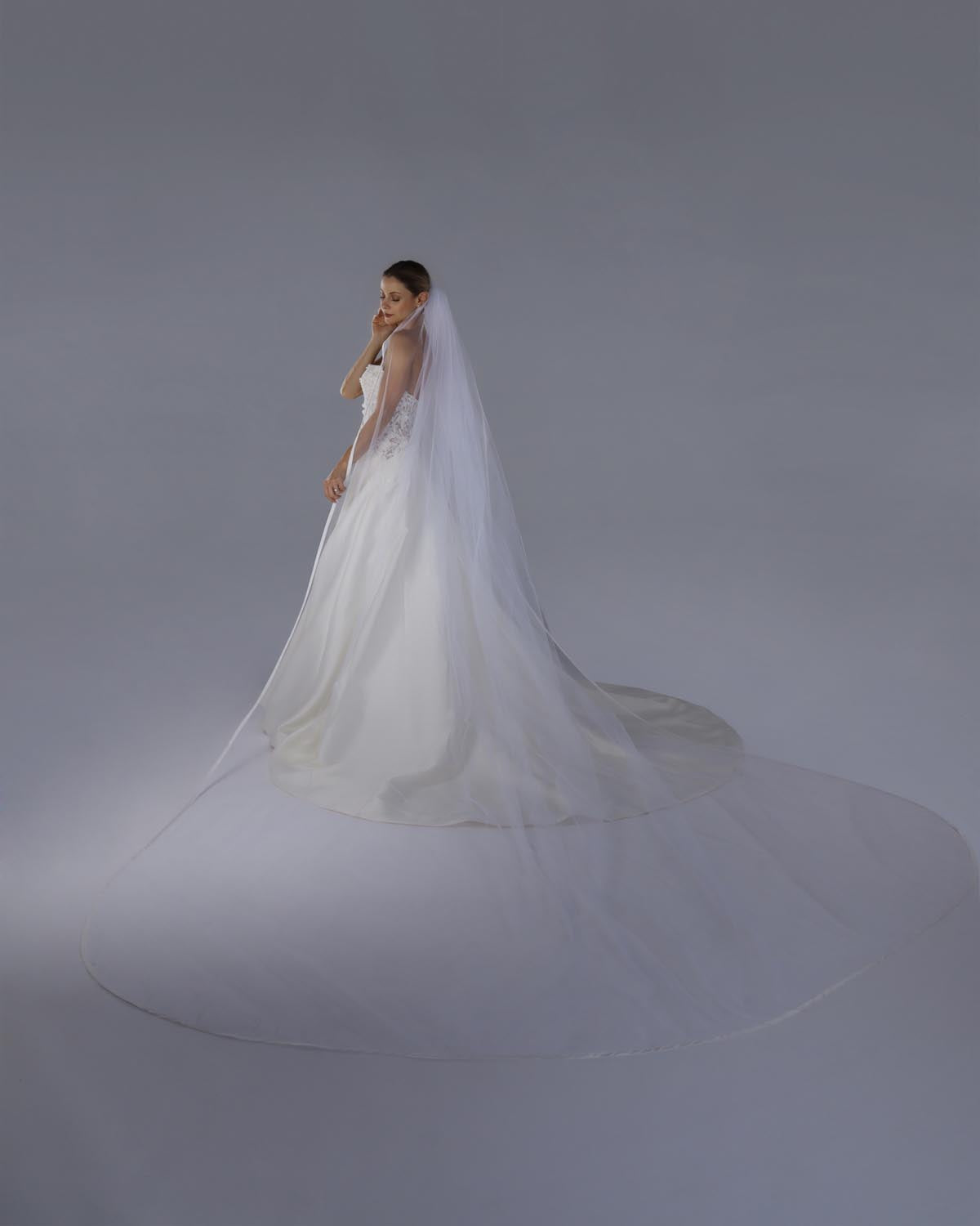 Véu Noiva Longo Tule Francês Vittorino Esposar