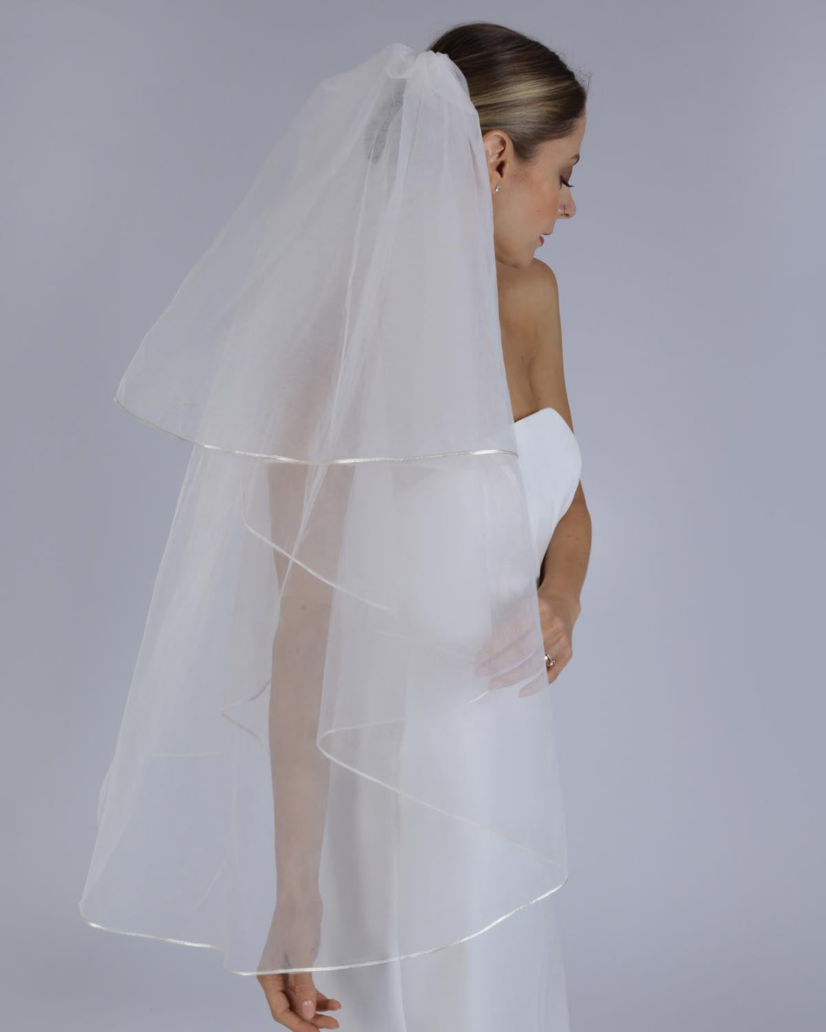 Véu Noiva Médio Tule Francês Off White Mabe Esposar