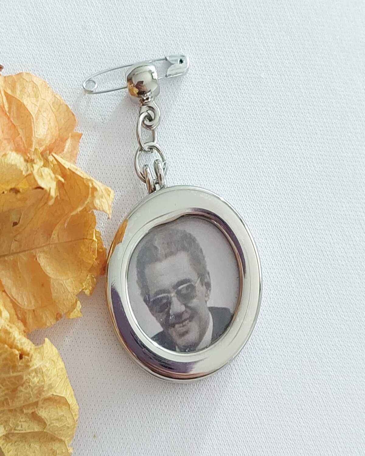 Relicário Para Lapela Redondo Ateliê Fernanda Cristina