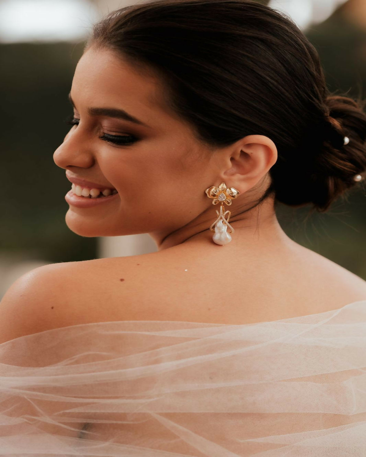 Brinco para Noiva Banhado Ouro Pérola Barroca Alessandra Cazzaro