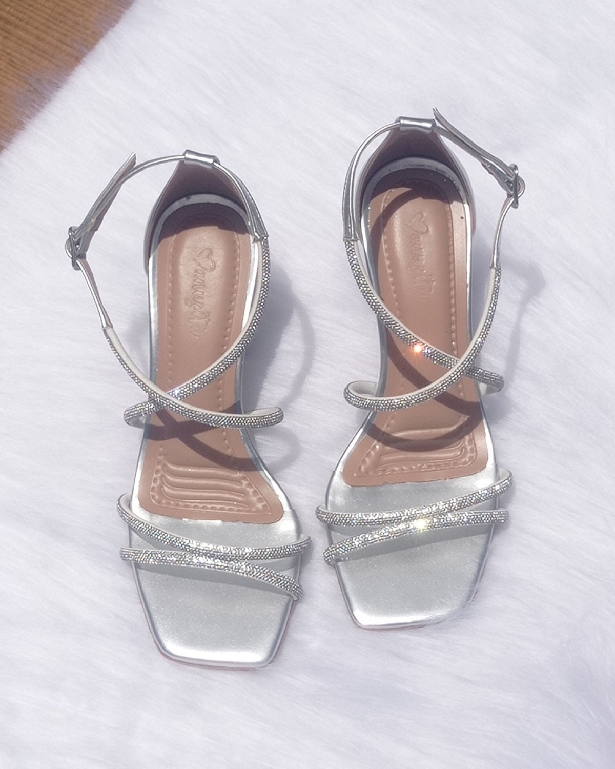 Sandália de Festa Stefânia Cristal Manuzita Calçados