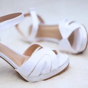 Sandália Peep Toe Nina de Noiva Borja Atelier
