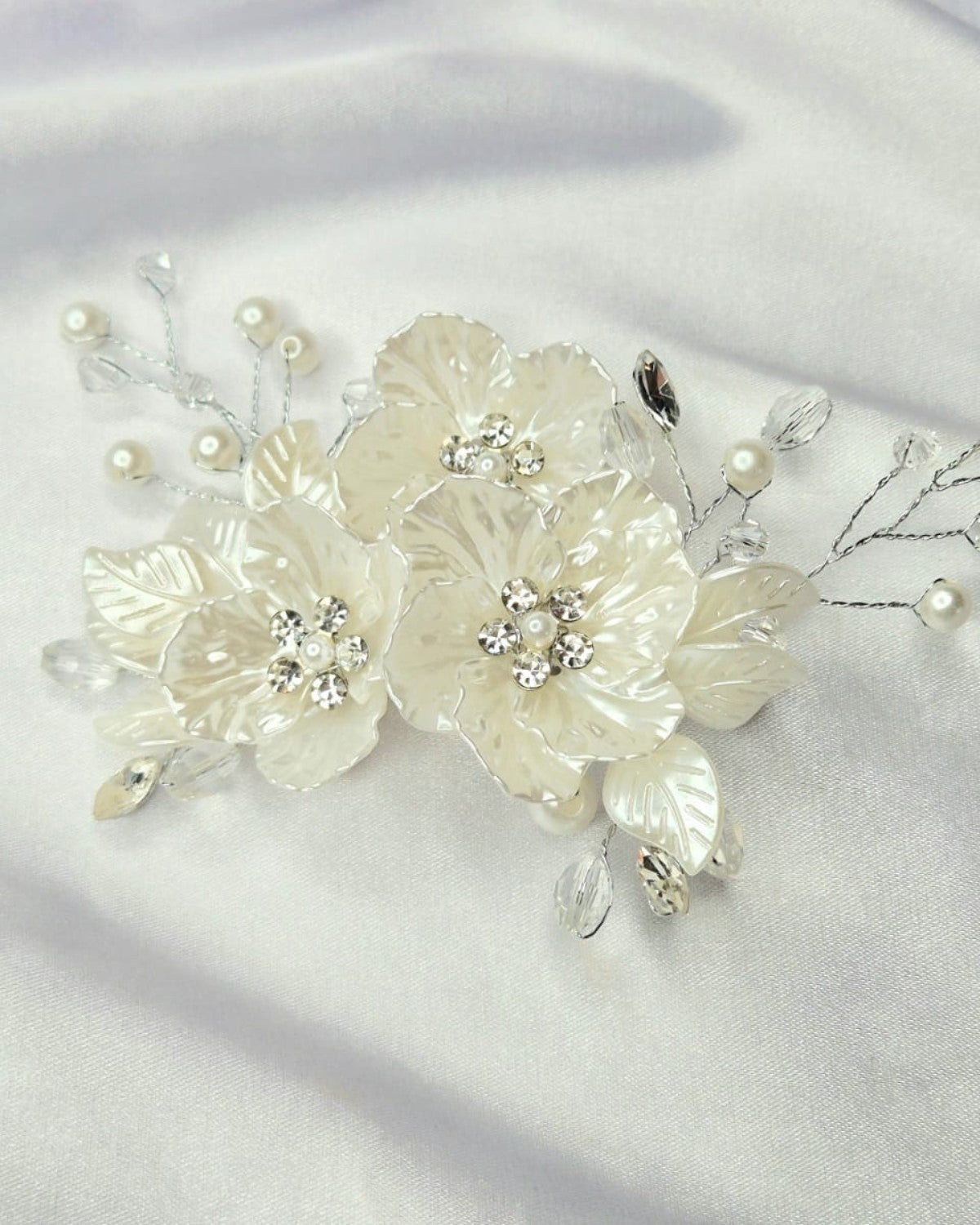 Arranjo de Cabelo para Noiva Floral Carpe Diem Narcisa Acessórios