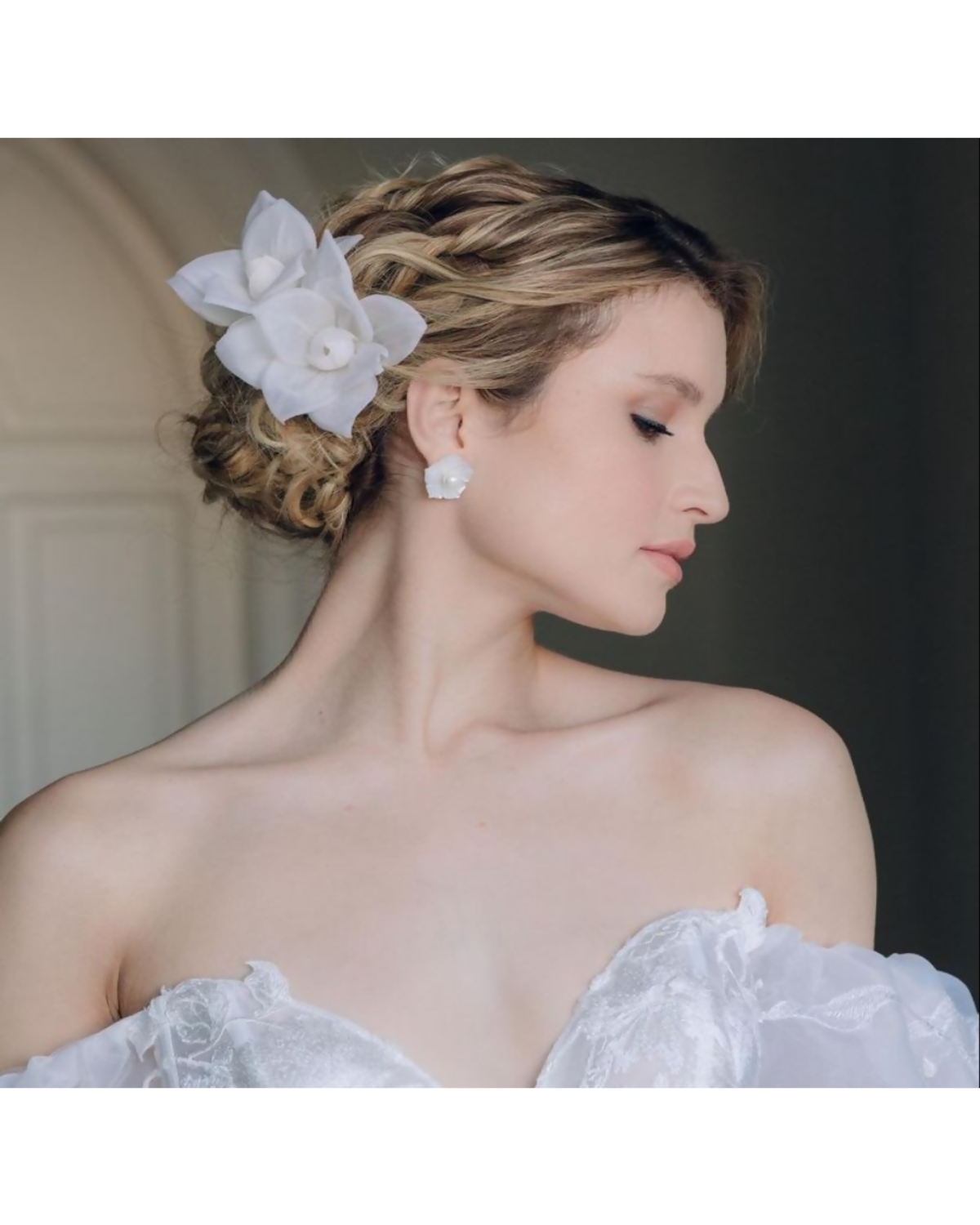 Brinco para Noiva Banhado Ouro Madrepérola Alessandra Cazzaro