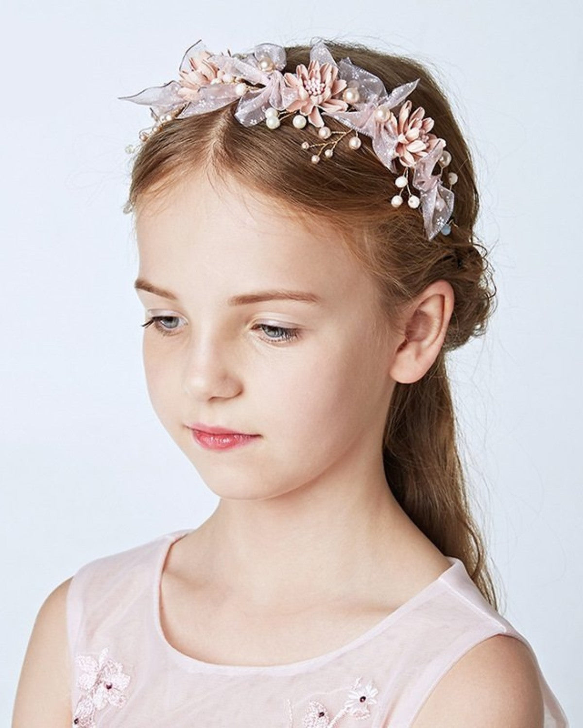 Tiara Sissi para Daminha com Flores Narcisa Acessórios