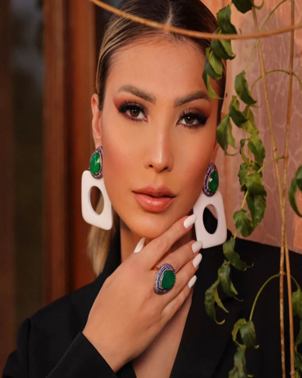 Anel Gota Esmeralda Festa Aro Ajustável Adriana Leite Jóias