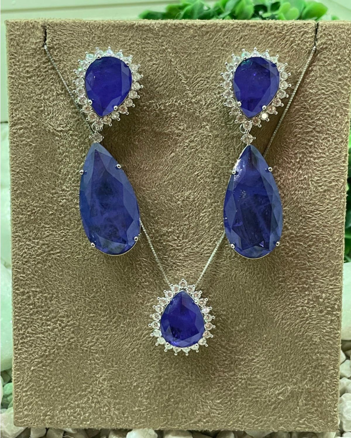 Conjunto de Festa Gota Roxo Adriana Leite Jóias