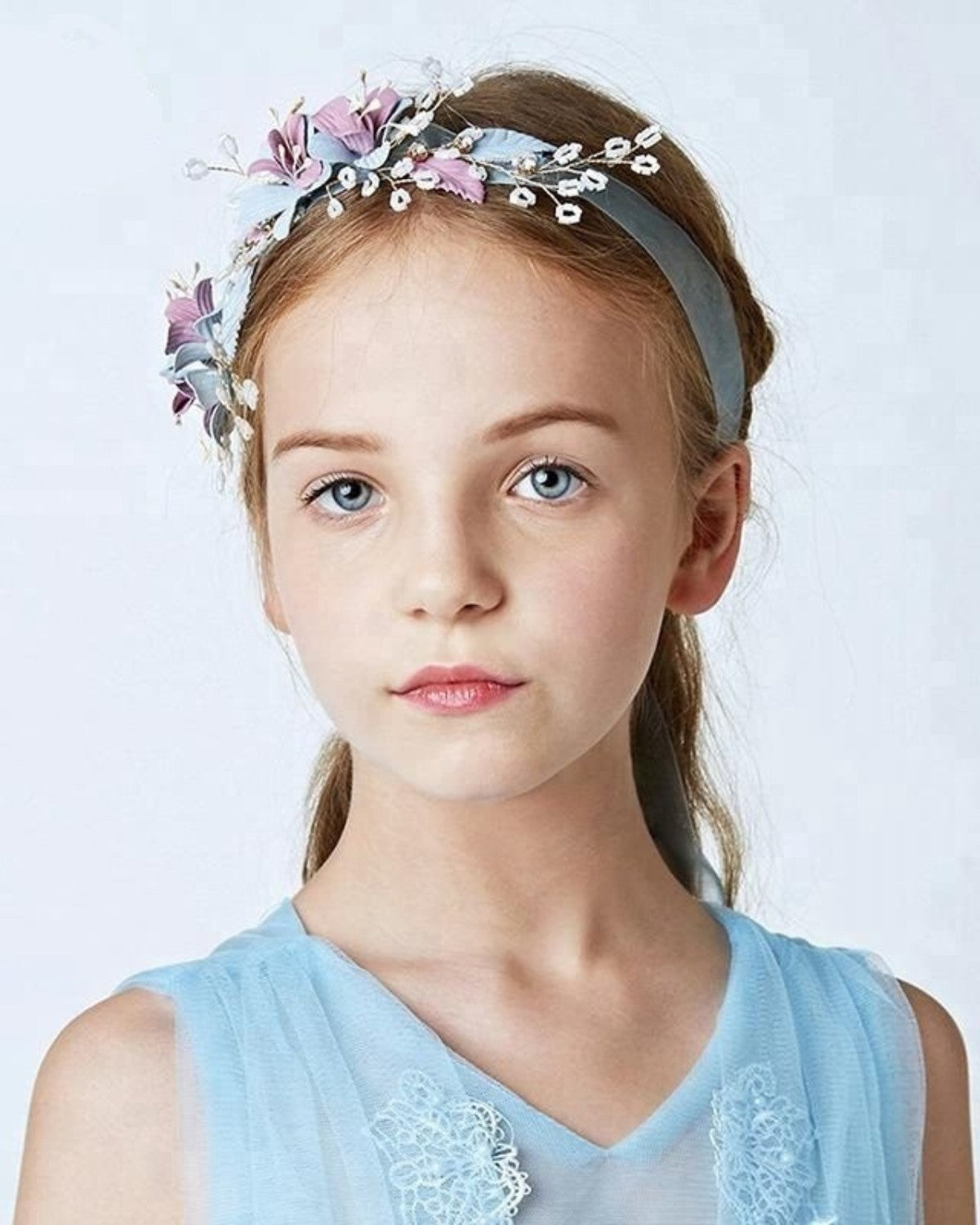 Tiara Infantil para Daminhas Marie com Flores Narcisa Acessórios