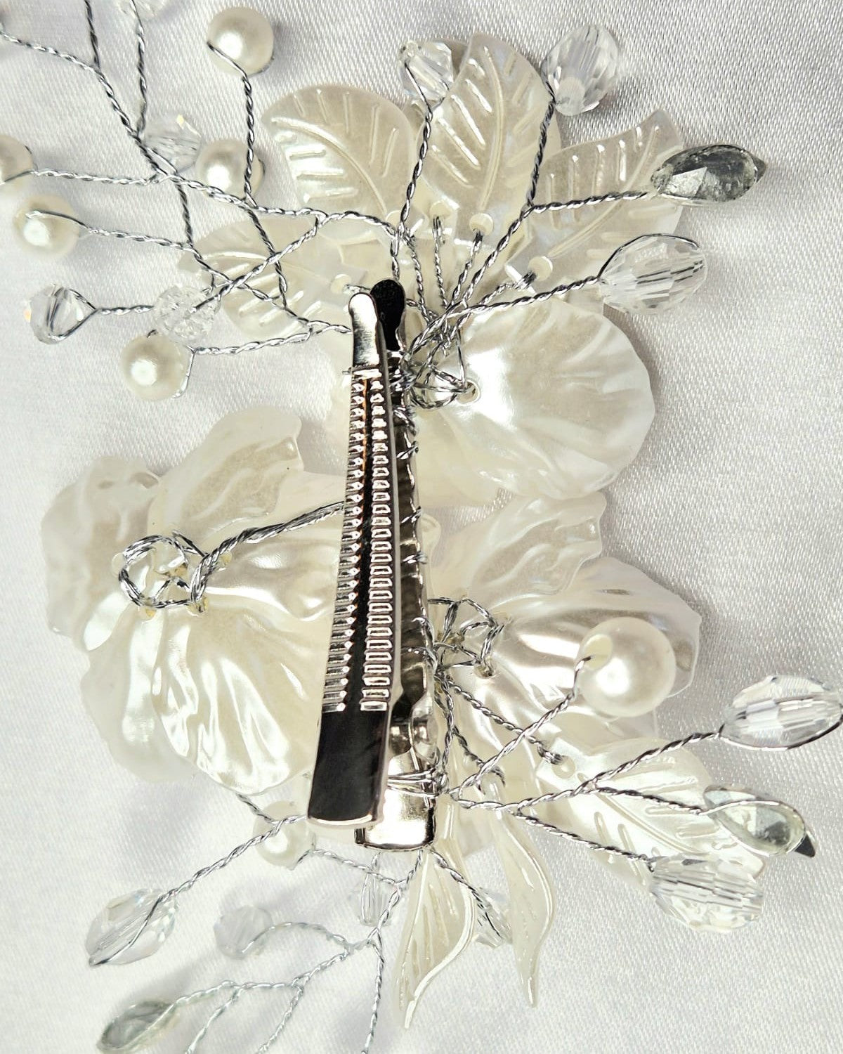 Arranjo de Cabelo para Noiva Floral Carpe Diem Narcisa Acessórios