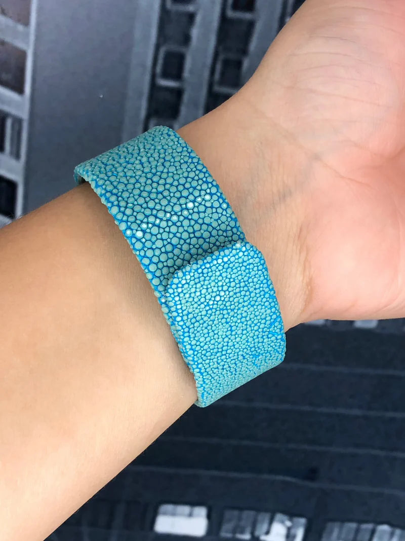 Bracelete Galuchat Texas Festa Adriana Leite Joias