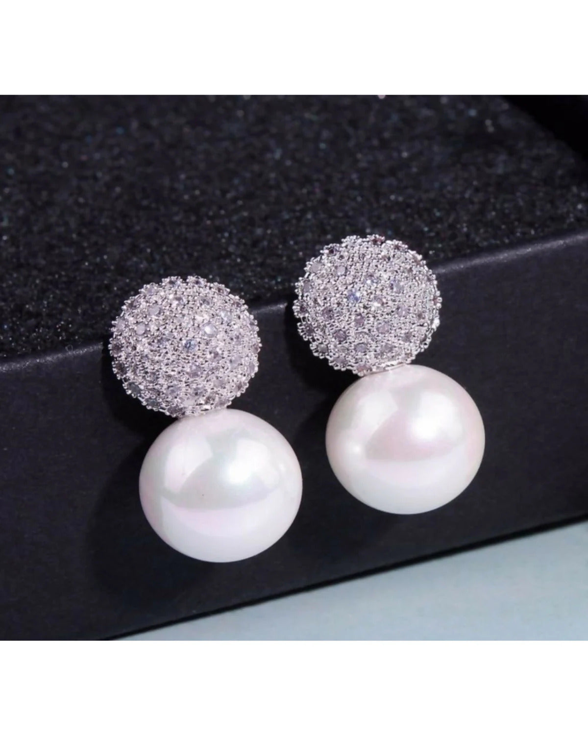 Brinco May Narcisa Acessórios