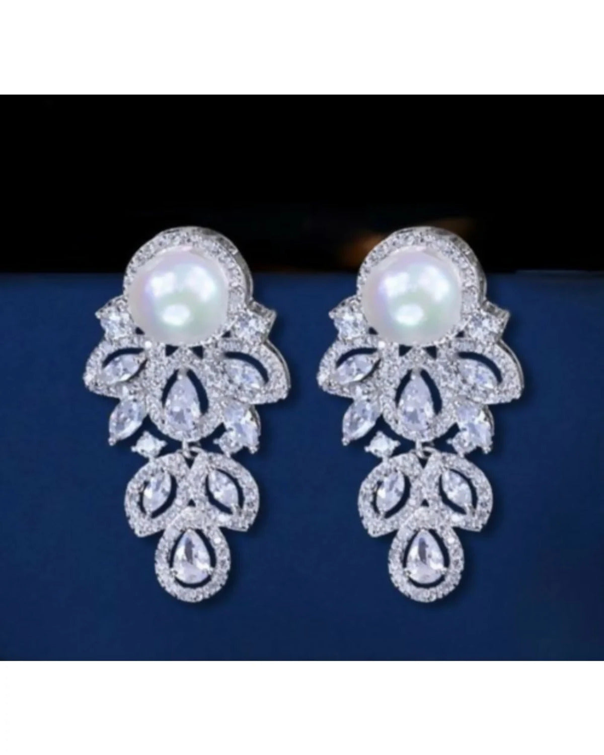 Brinco Alice Narcisa Acessórios